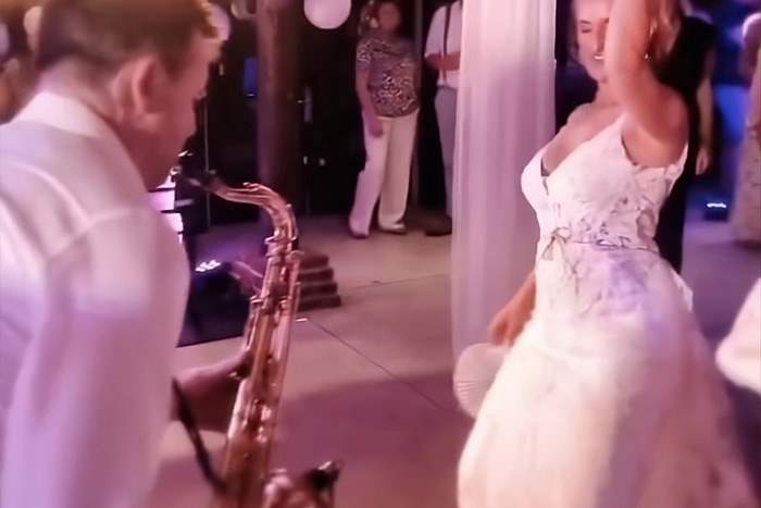 Saxofonist Stanley Medema op bruiloft met eventueel een dj